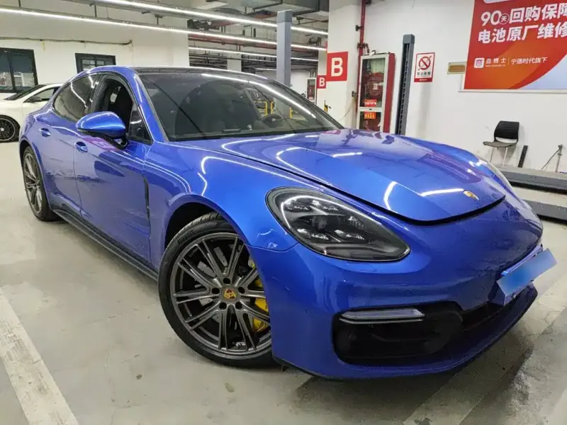 Porsche Panamera, 2019
