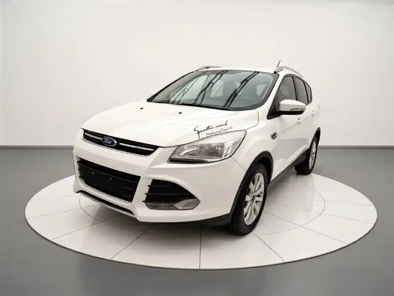 Ford Kuga, 2015