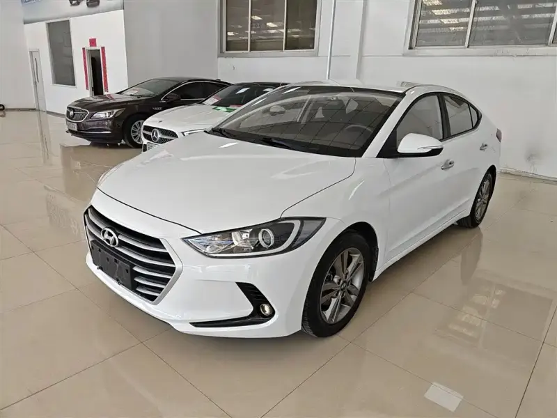 Hyundai Elantra, 2018