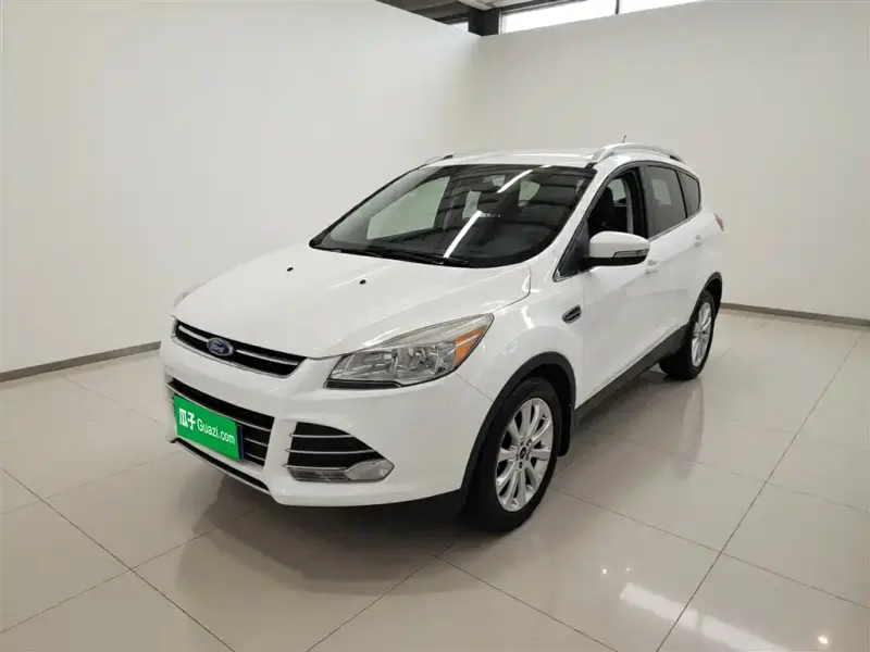 Ford Kuga, 2016