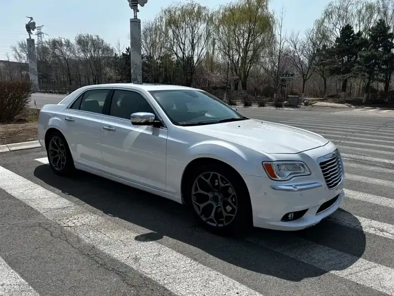 Chrysler 300C, 2014