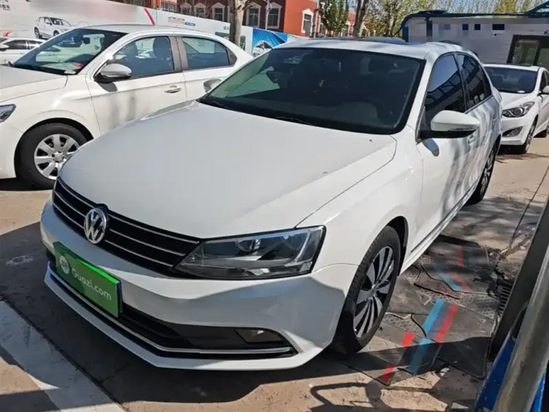 Volkswagen Sagitar, 2017