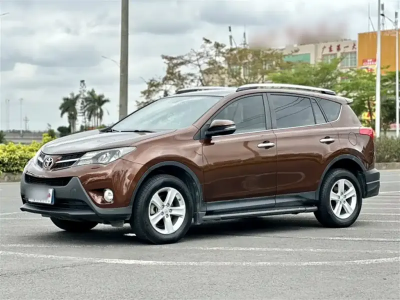 Toyota RAV4, 2014