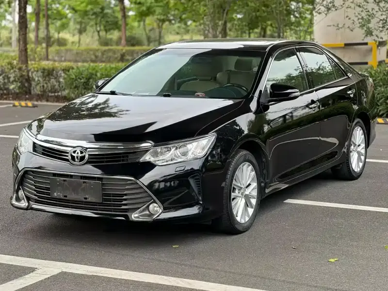 Toyota Camry, 2016