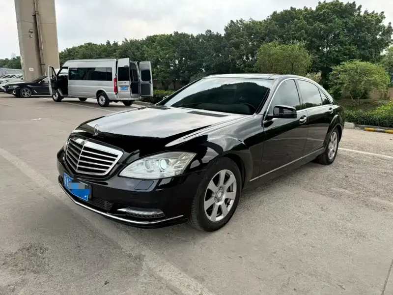 Mercedes-Benz S-Class, 2011