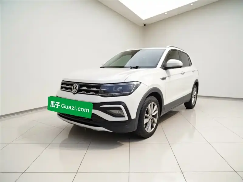Volkswagen T-Cross, 2020