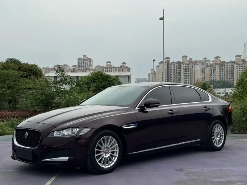 Jaguar XFL, 2017
