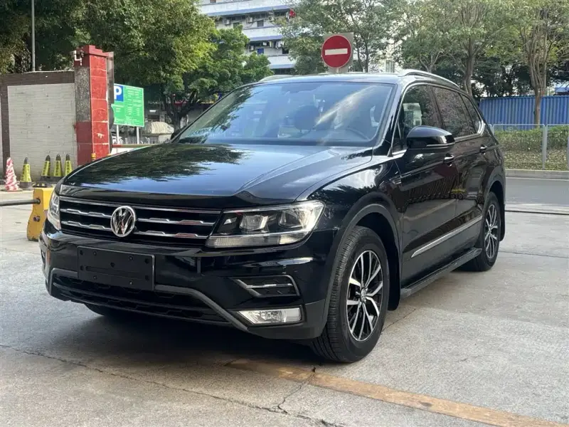 Volkswagen Tiguan L, 2018