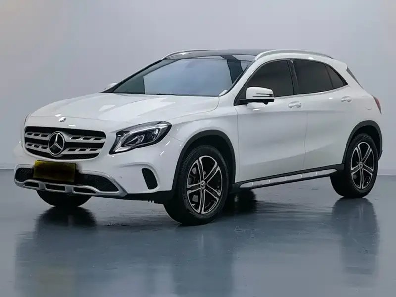 Mercedes-Benz GLA, 2018