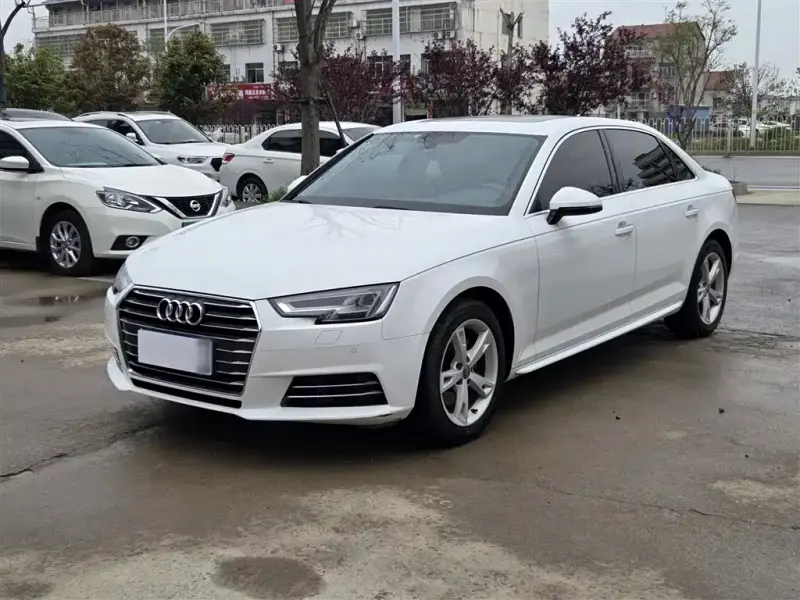 Audi A4L, 2017