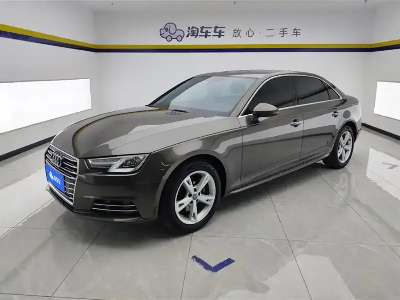 Audi A4L, 2018