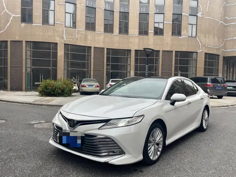 Toyota Camry, 2018