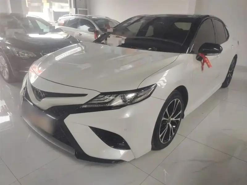 Toyota Camry, 2018