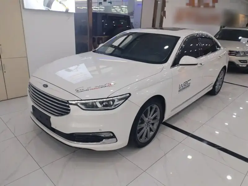 Ford Taurus, 2020
