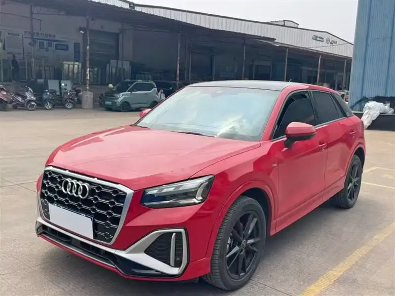 Audi Q2L, 2021