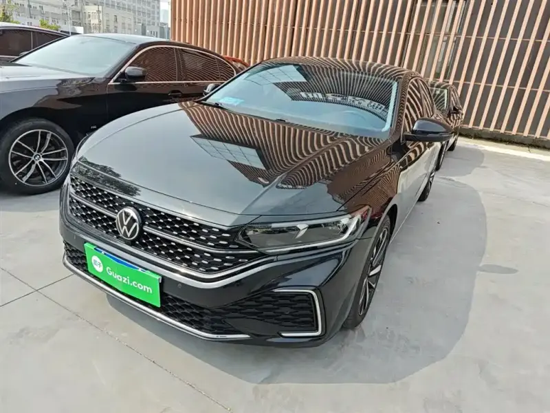 Volkswagen Passat, 2022