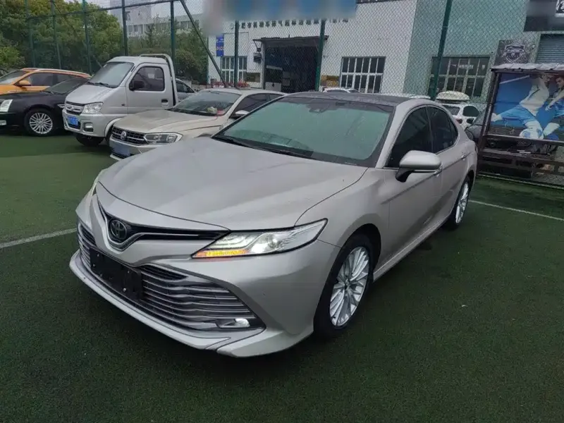 Toyota Camry, 2019