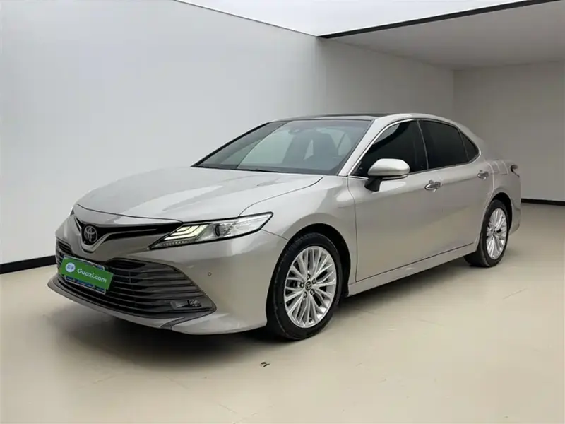 Toyota Camry, 2019