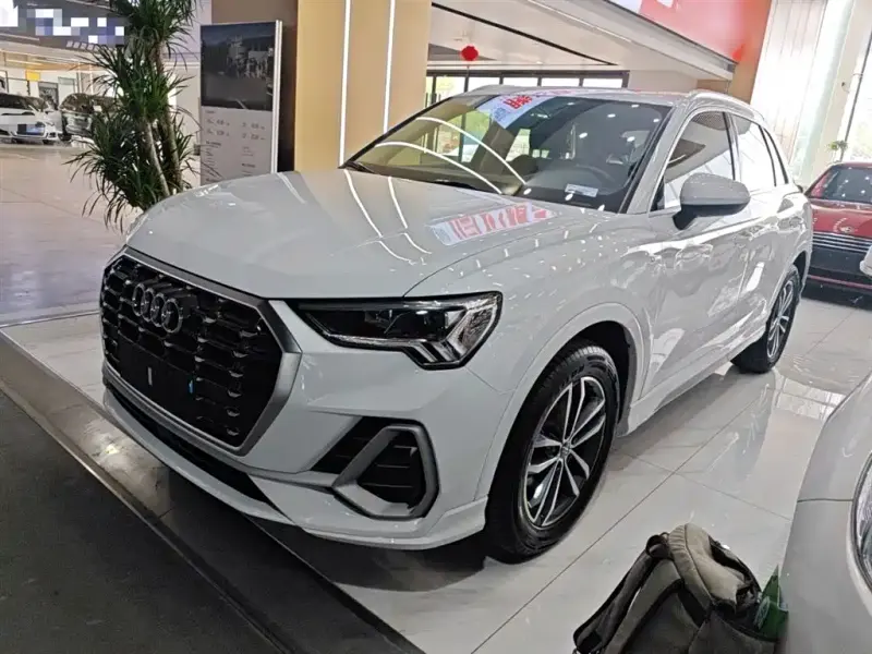 Audi Q3, 2020