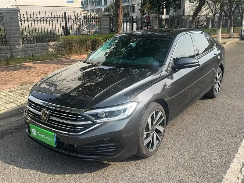Volkswagen Sagitar, 2025