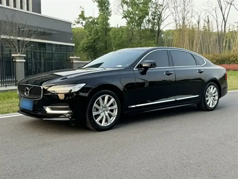 Volvo S90, 2020