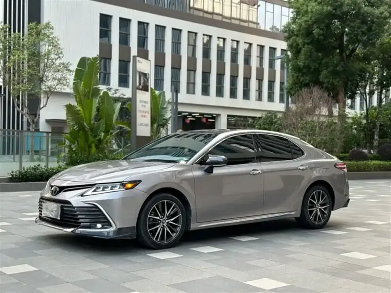 Toyota Camry, 2023