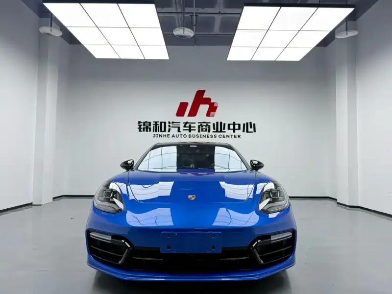 Porsche Panamera, 2018