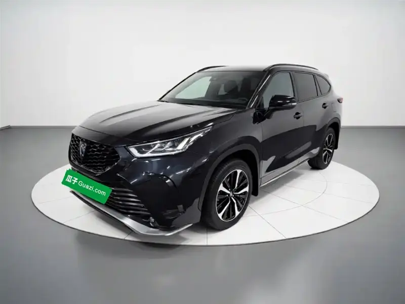 Toyota Crown Kluger, 2022
