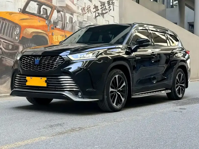 Toyota Crown Kluger, 2022
