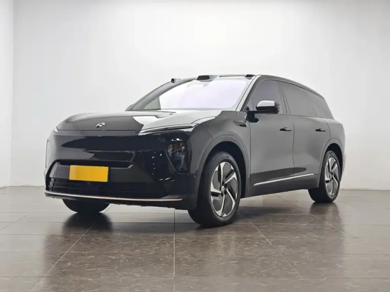 NIO ES8, 2025
