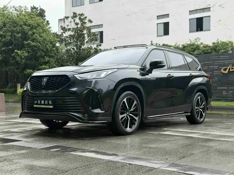 Toyota Crown Kluger, 2021