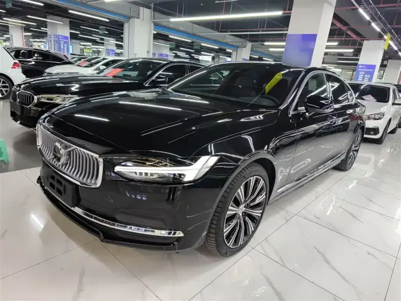 Volvo S90, 2025
