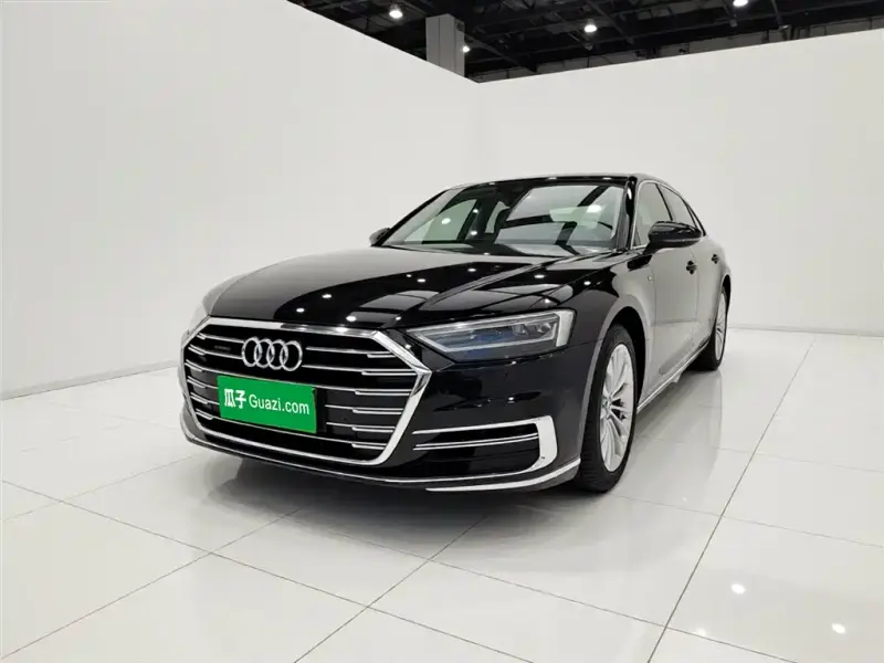 Audi A8, 2021