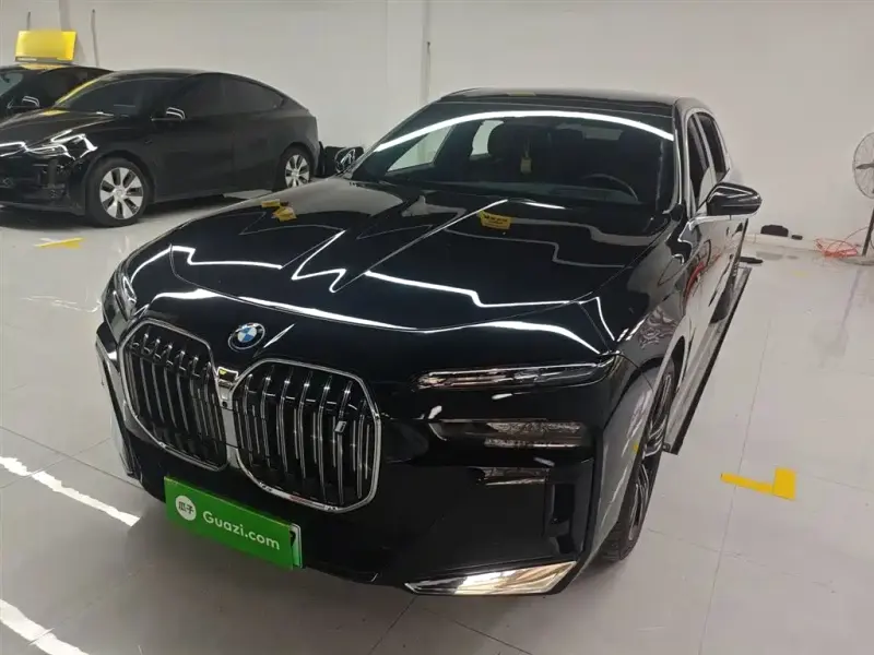 BMW i7, 2023