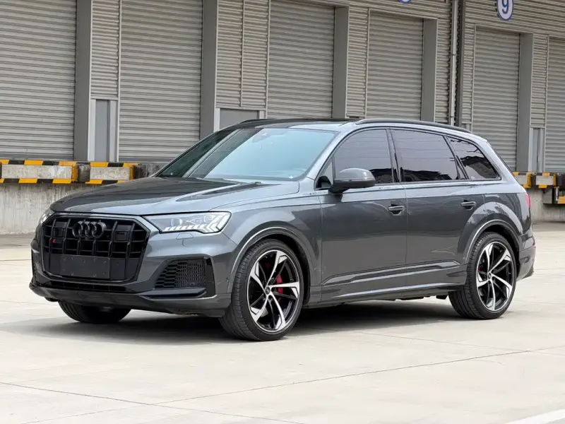 Audi SQ7, 2024