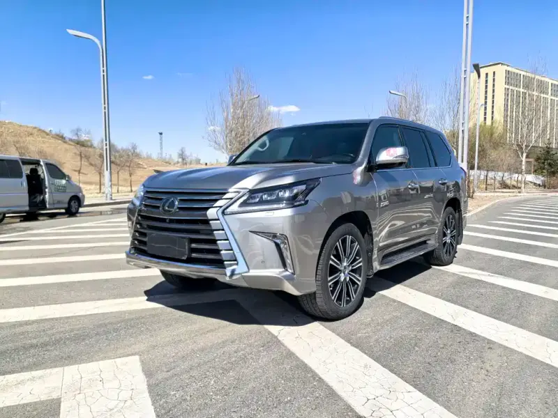 Lexus LX, 2018