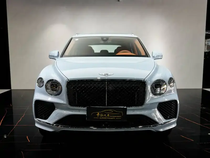 Bentley Bentayga, 2024
