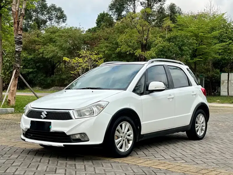 Suzuki SX4, 2014