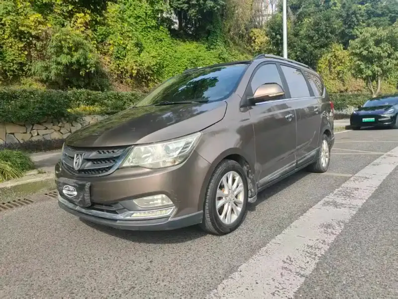 Baojun 730, 2016