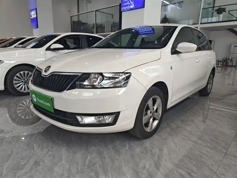 Skoda Rapid Spaceback, 2016