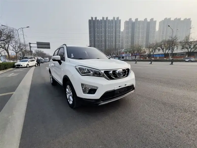 Changan CS15, 2017