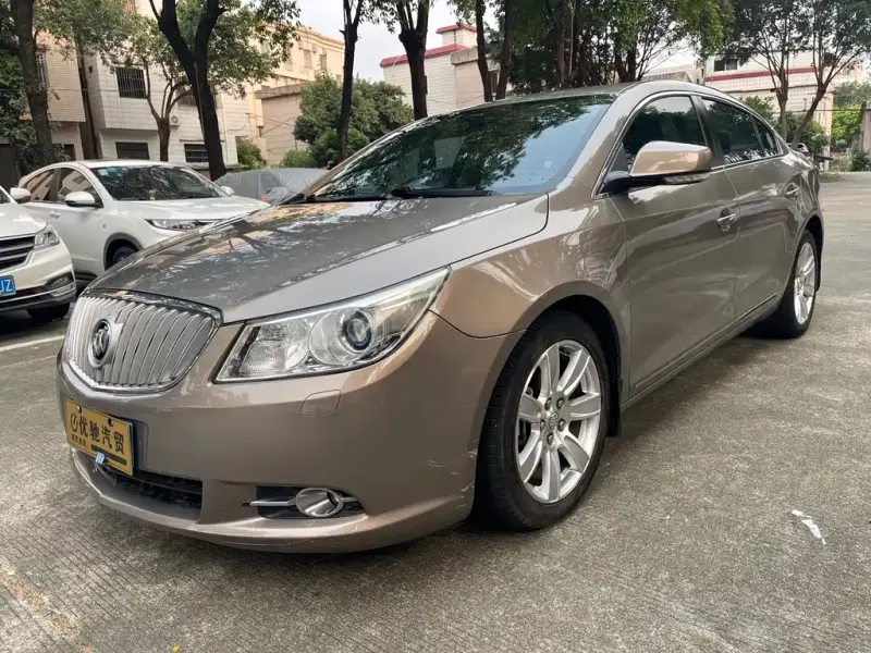 Buick LaCrosse, 2013