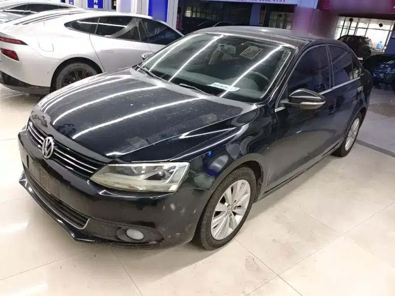 Volkswagen Sagitar, 2014