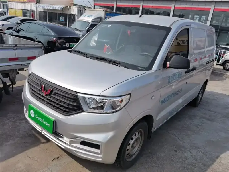 Wuling Hongguang V, 2023