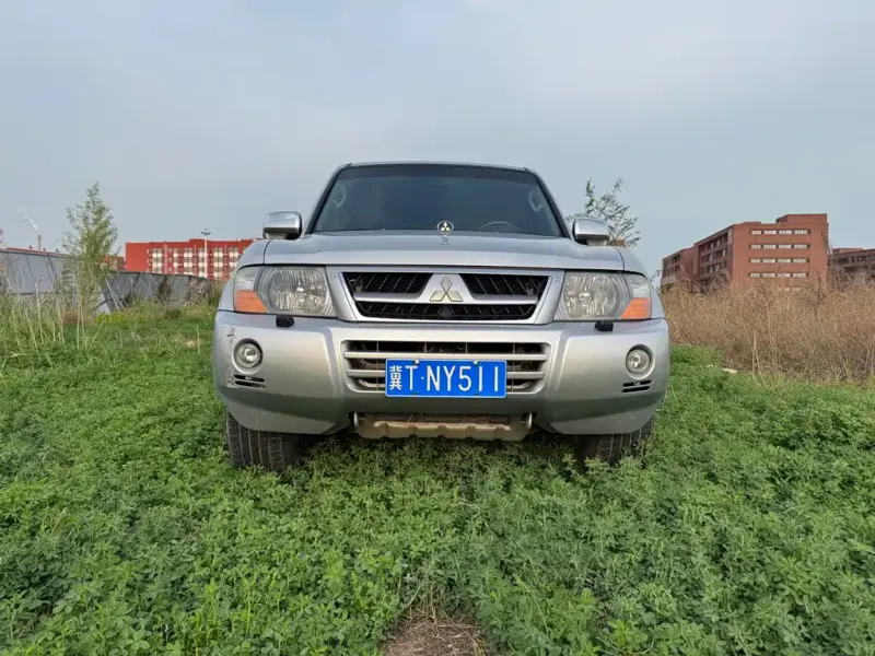 Mitsubishi Pajero, 2009