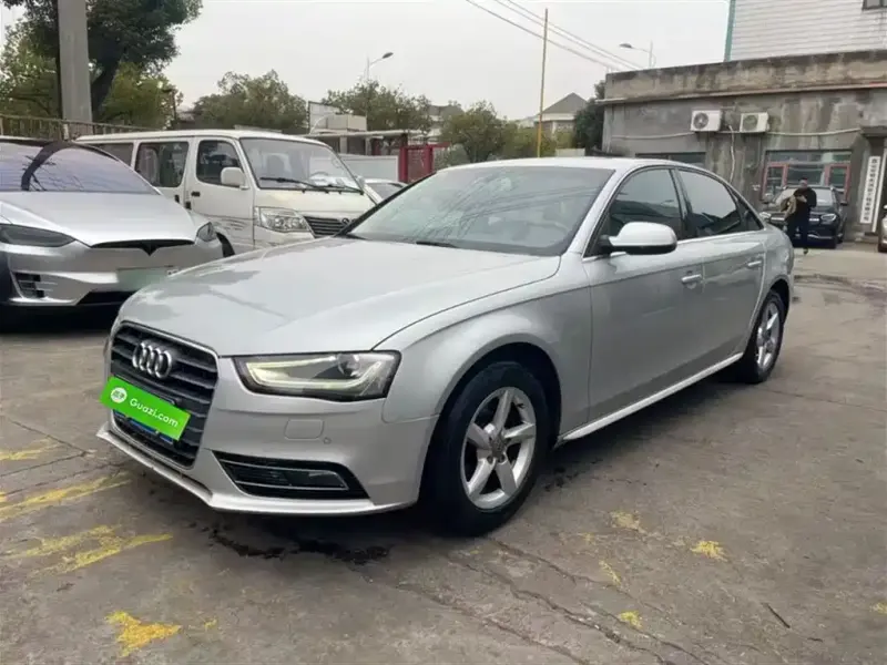 Audi A4L, 2014