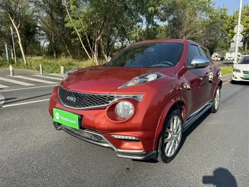 Infiniti ESQ, 2018