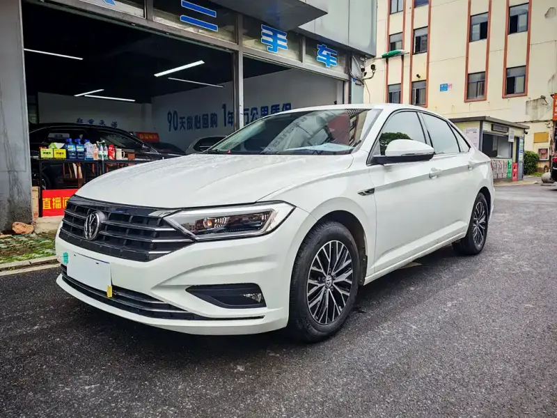Volkswagen Sagitar, 2020