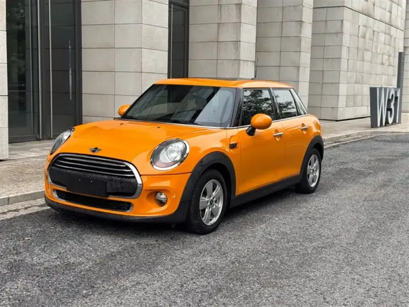MINI Mini, 2015