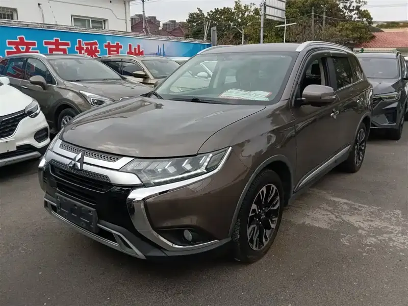 Mitsubishi Outlander, 2019
